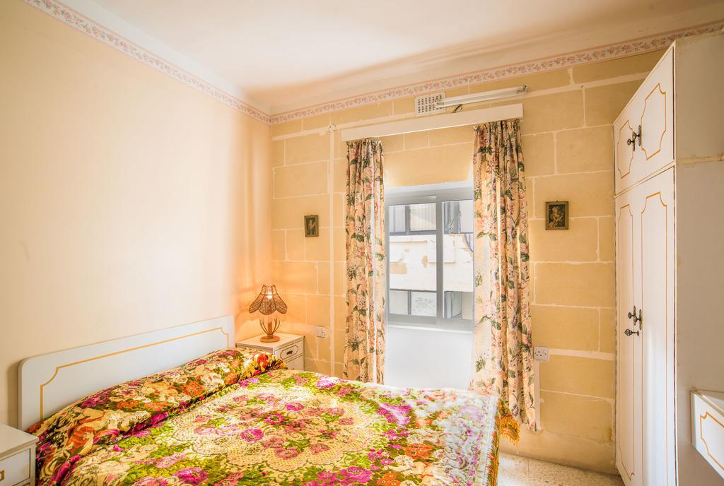Ta' Karmni Apartment Marsalforn Luaran gambar
